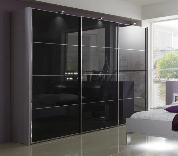 Sliding doors with view
